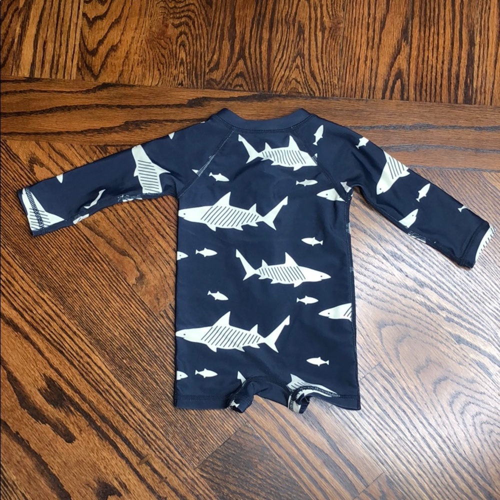 Tea Collection Printed Shortie Rash Guard 6 Mo - Picture 7 of 10